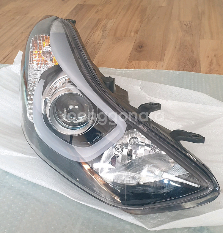 더뉴아반떼MD 7핀 면발광 헤드라이트--2