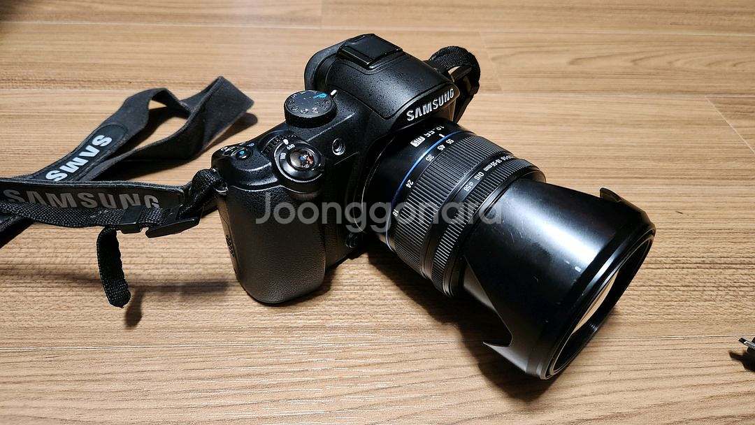 삼성 NX10 미러리스 카메라 18-55mm 렌즈--3