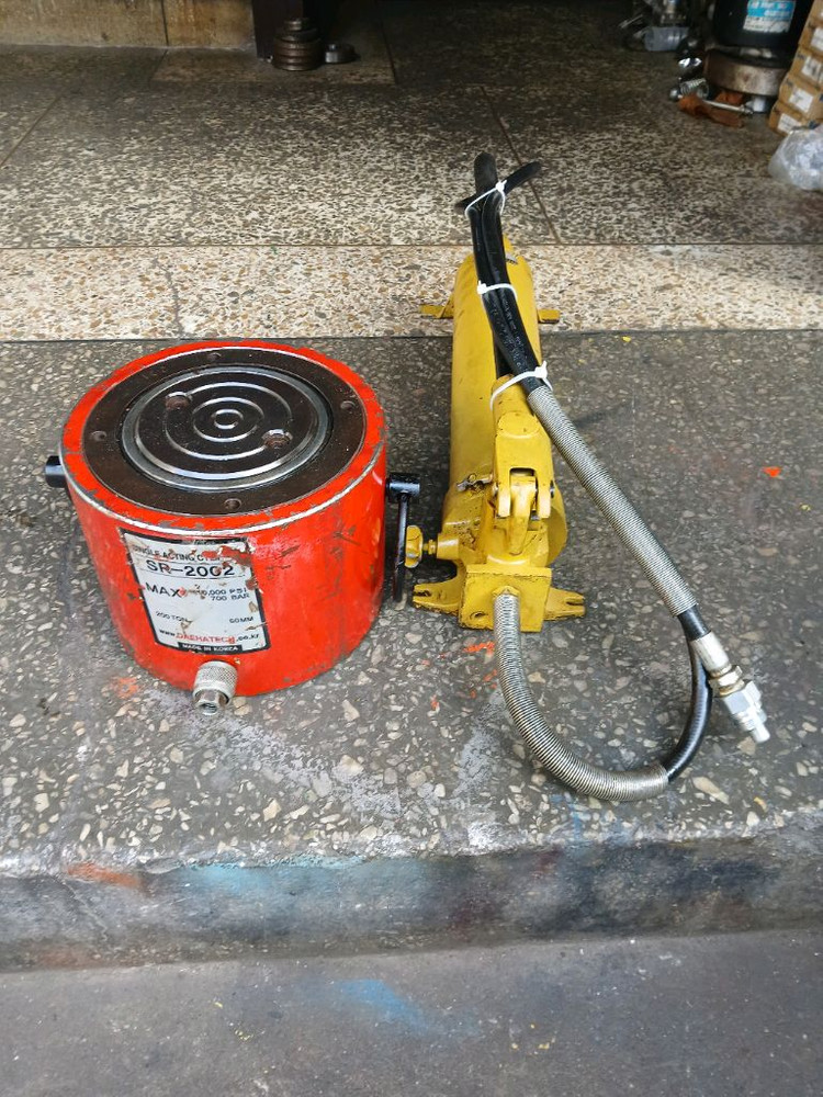 유압펌프+유압램200톤 이미지