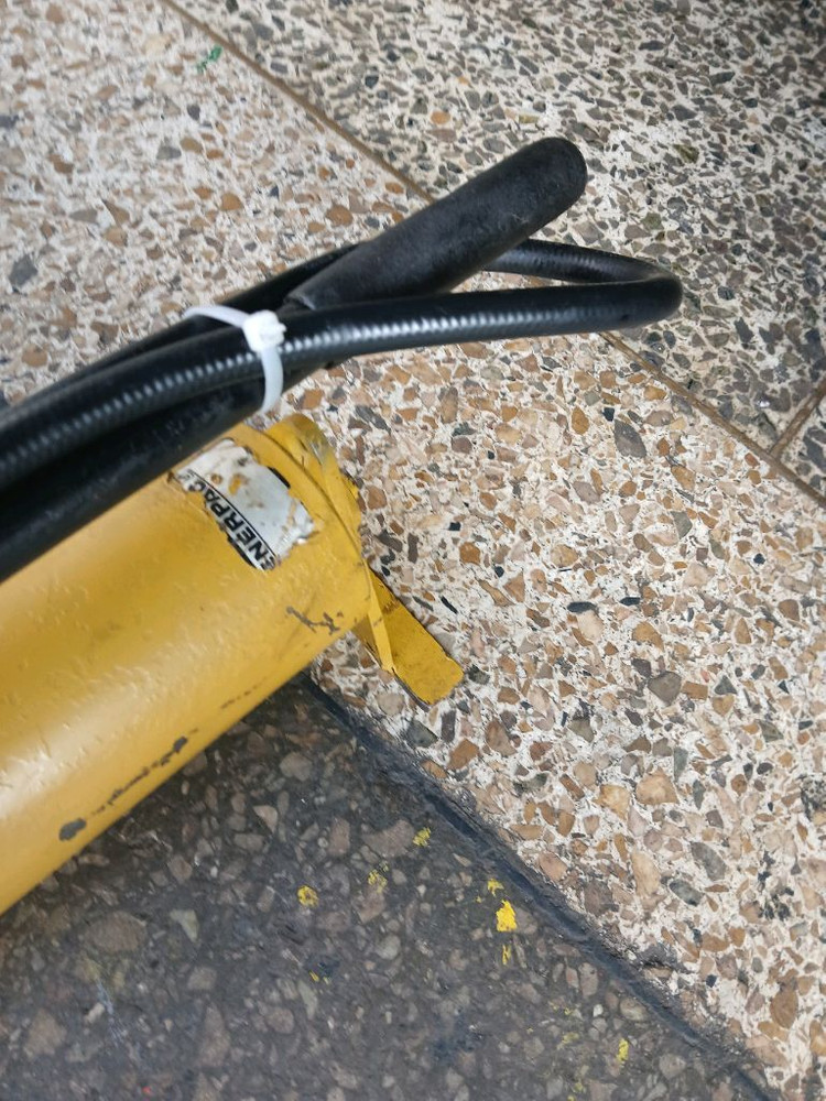 유압펌프+유압램200톤 이미지