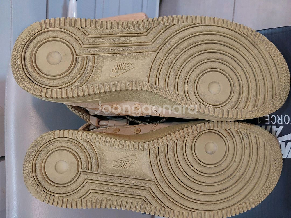 나이키 SF AF1 스페셜 필드 포스 클럽골드 맨사이즈 250사이즈 택포 7만--3