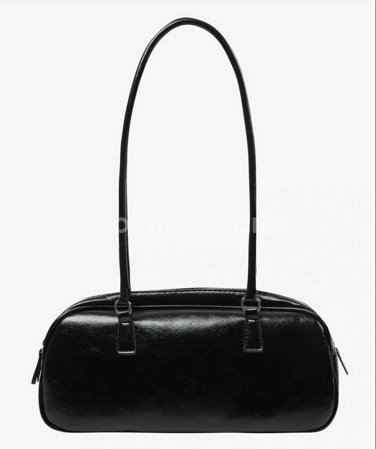 무센트 로마 크랙 레더 숄더 볼링백 블랙--1