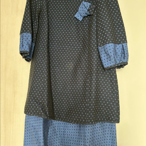 르네온 폴카도트 원피스