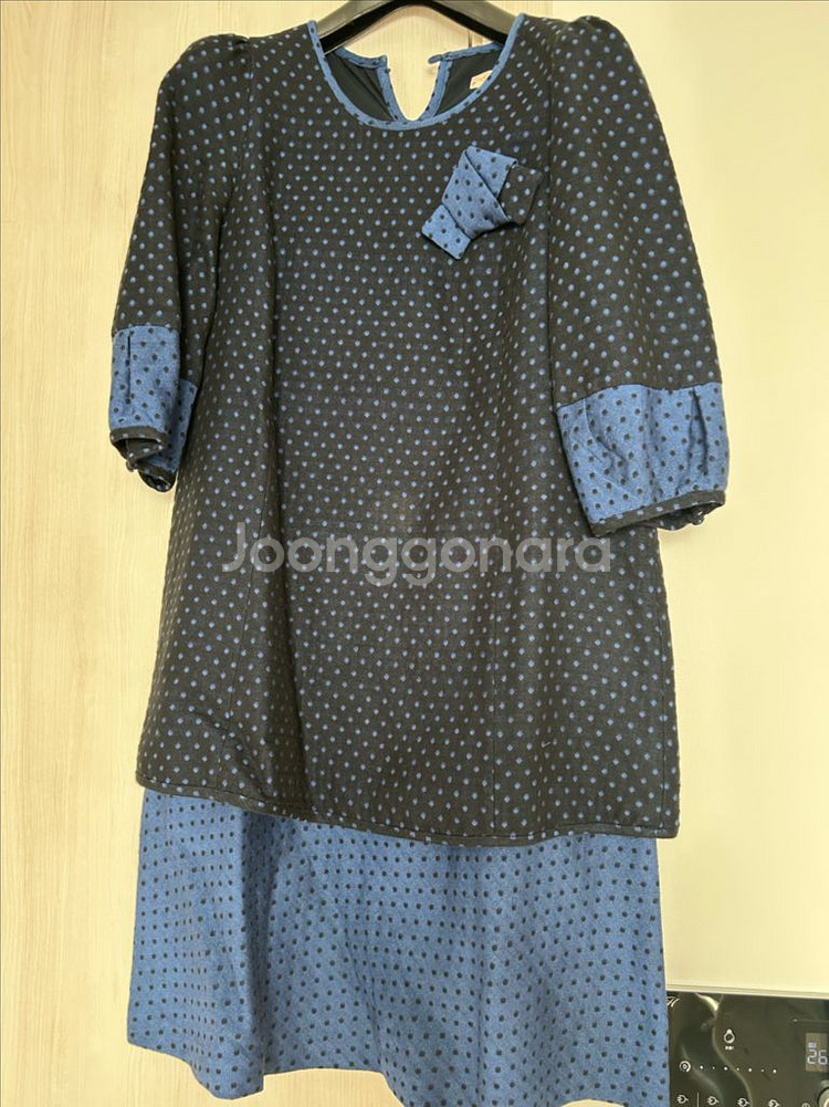 르네온 폴카도트 원피스--3