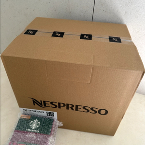 네스프레소 버츄오 팝플러스 디럭스 타이탄 + 캡슐