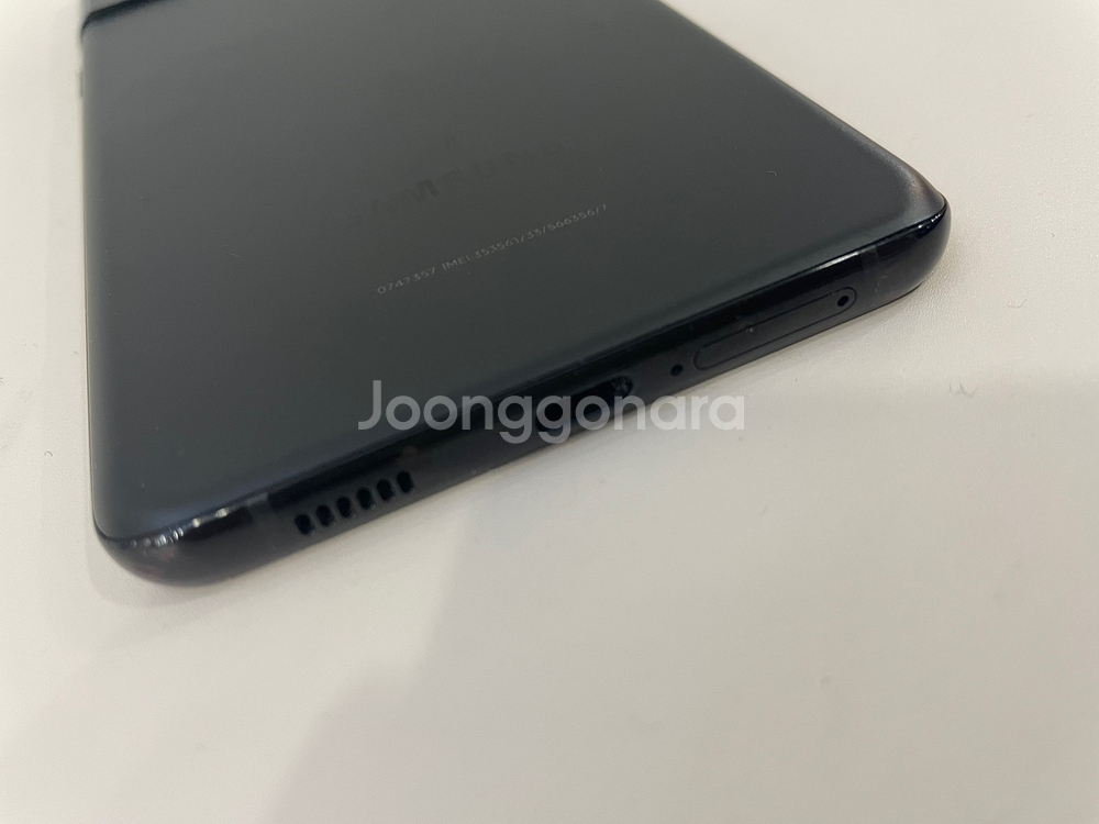 갤럭시 S21 블랙 무잔상 S급 중고폰공기계--4