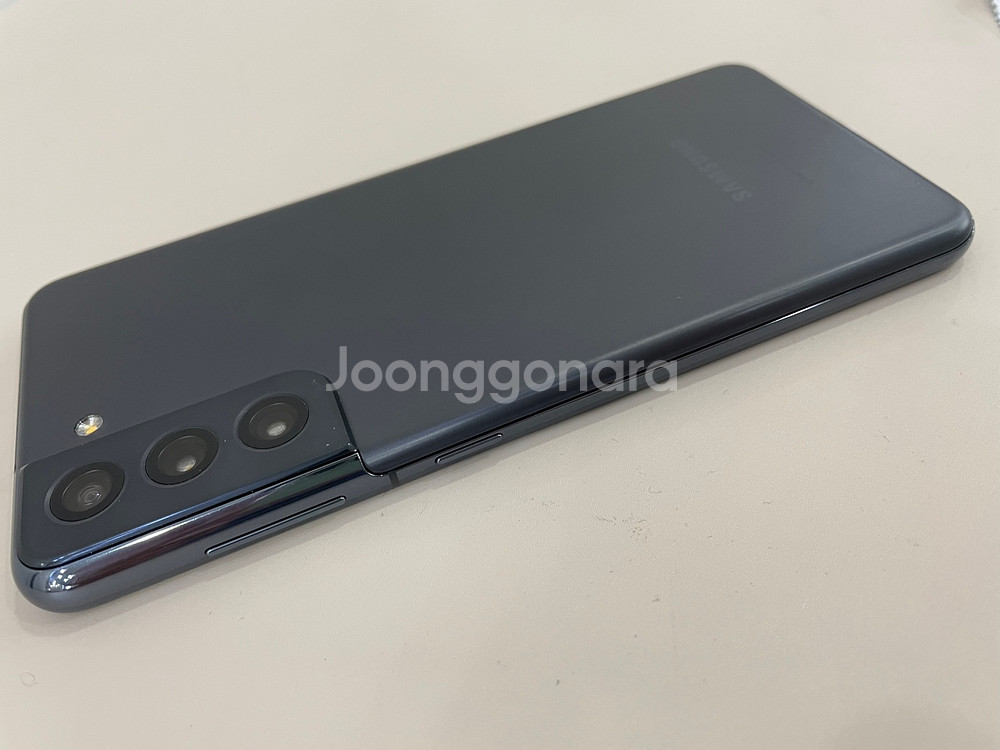 갤럭시 S21 블랙 무잔상 S급 중고폰공기계--2