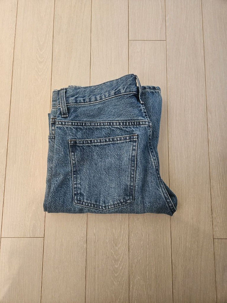 유니클로 jwa 청바지 (482279) 판매합니다--2
