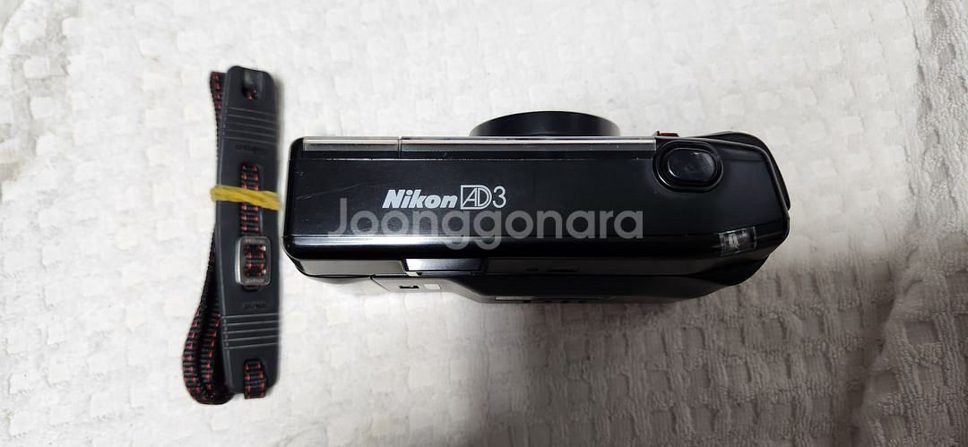 니콘L35AD3(A급), 렌즈35/2.8(사진 잘나오는 단렌즈), 스트랩.--2