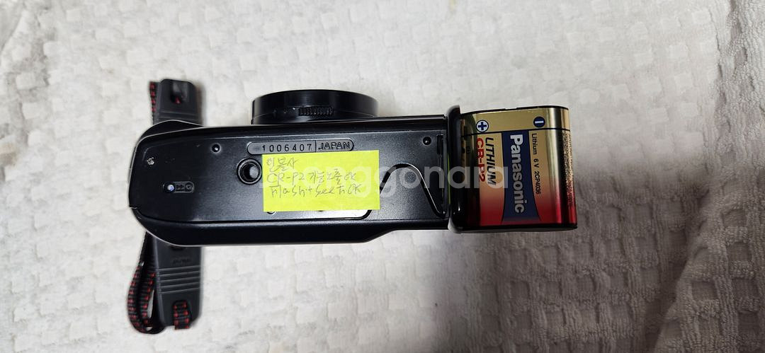 니콘L35AD3(A급), 렌즈35/2.8(사진 잘나오는 단렌즈), 스트랩.--8