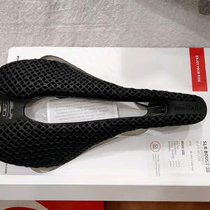 셀레이탈리아 SLR 부스트 3d 카본 안장 최상급