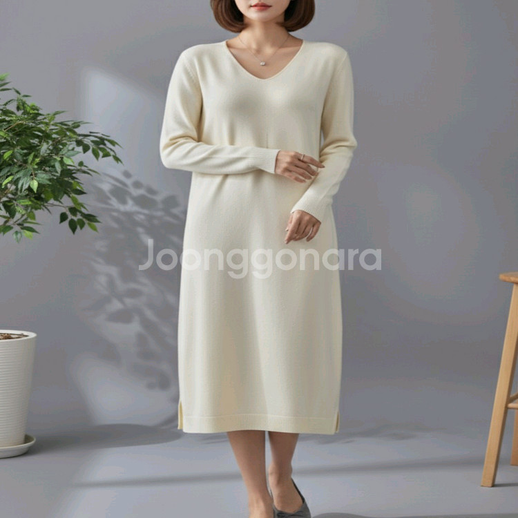 브이넥 크림 아이보리 니트 롱 원피스 (프리사이즈)--0