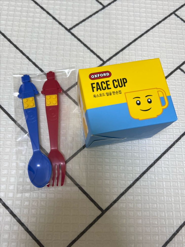 옥스포드 얼굴컵 & 스푼포크 세트 새상품 이미지