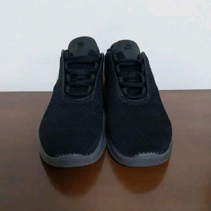 여성 나이키 에어맥스 모션2 운동화 (225)