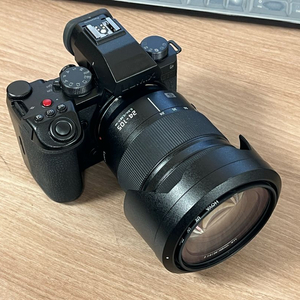 s5m2x 바디,루믹스 24-105, 케이지 일괄 팝니다