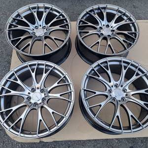 웨즈스포츠 sa-20r 20인치 휠타이어 팝니다