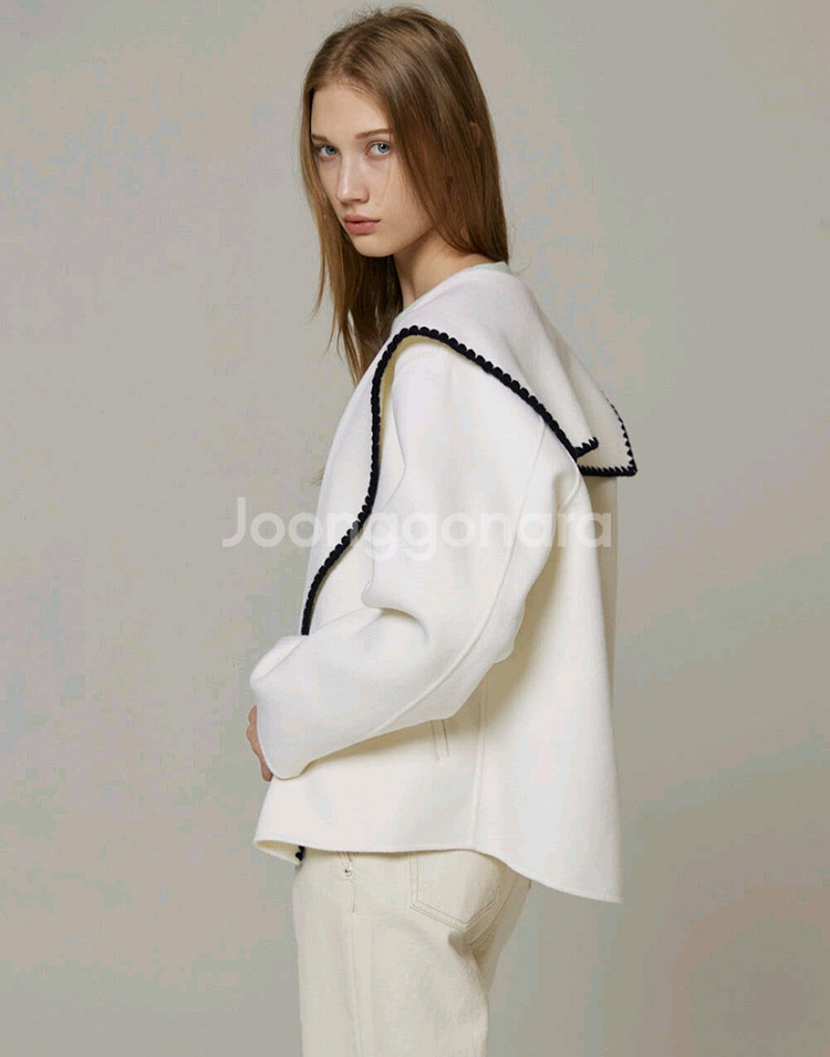 나이스클랍 보브 지컷 쥬크 세일러 배색 자수 여성 하프 코트 자켓 나이스크랍--3