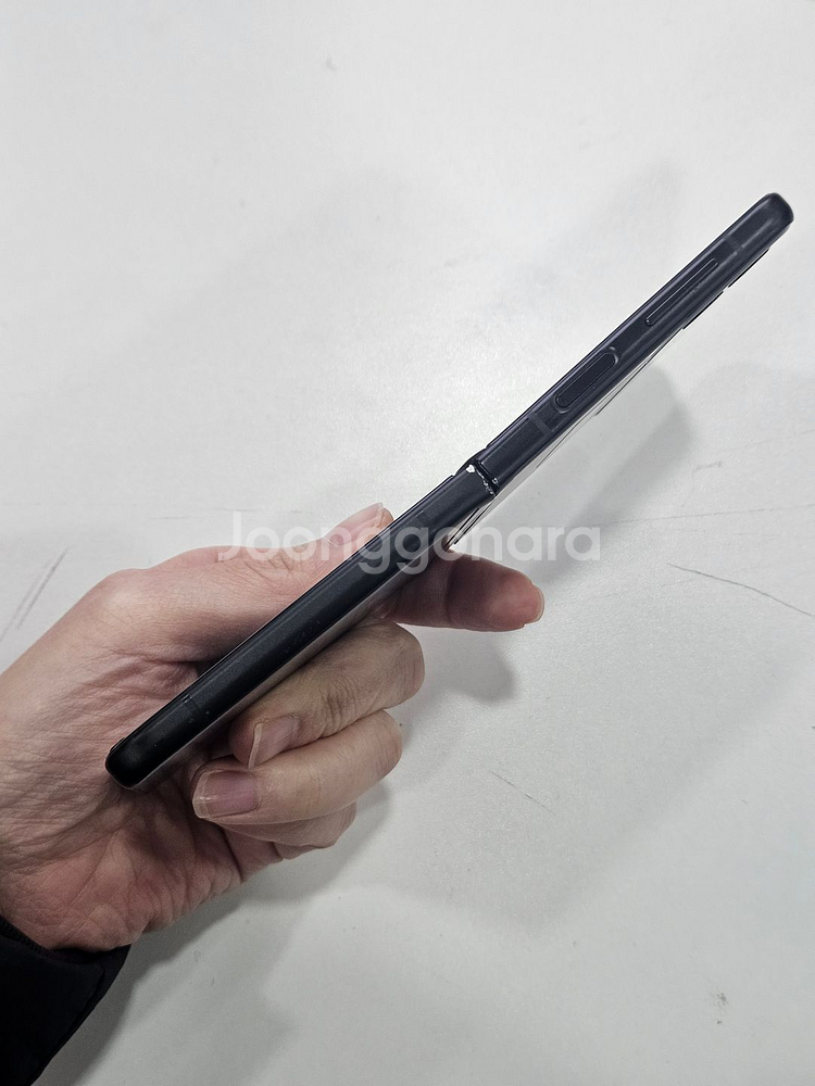 갤럭시Z플립3 블랙 256GB 가성비폰--2