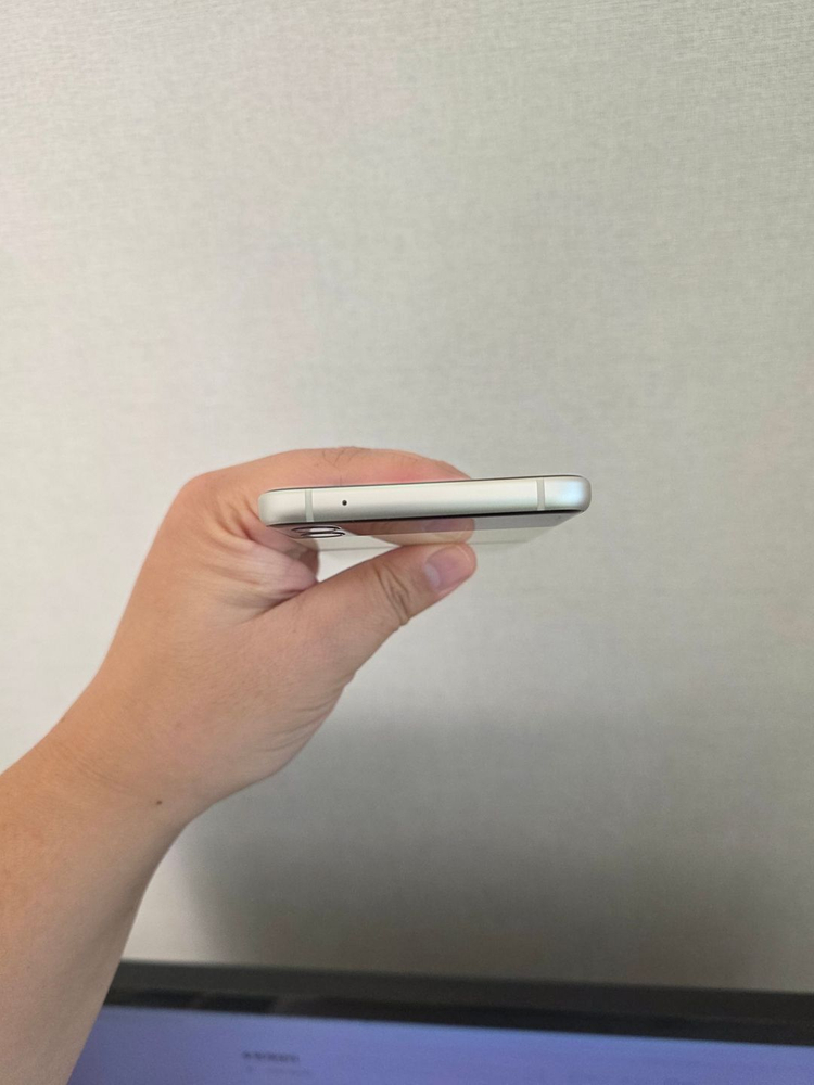 갤럭시 Z플립3 크림 256기가 A급 팔아요--4