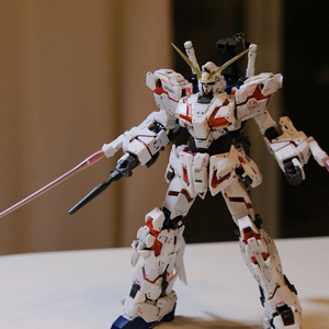 RG 유니콘 건담 가조립