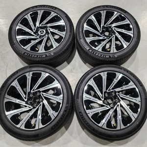 벤츠 W214 E300 익스클루시브 19인치 휠타이어, 미쉐린타이어