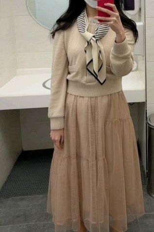 가격내림sjsj원피스 베이지컬러--1