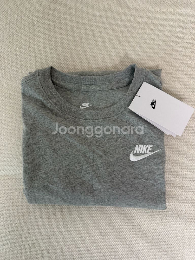 나이키 키즈 여성 엠브로이드 퓨추라 주니어 반팔티셔츠--0