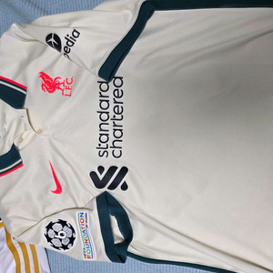 리버풀 21-22 어웨이