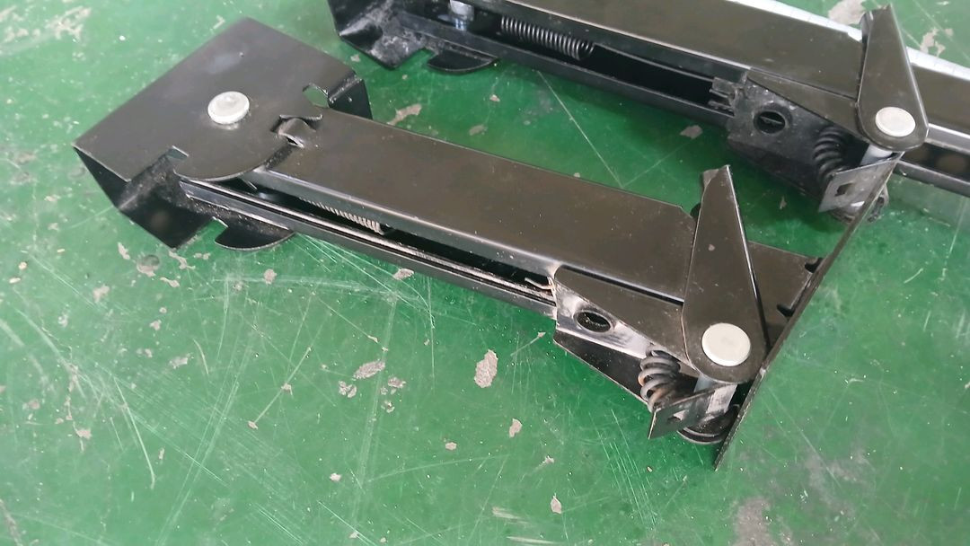 카라반 캠핑카 고하중 아웃트리거 이미지