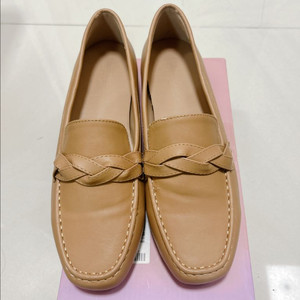 여성 가죽 로퍼 240 이미지