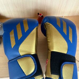 아디다스 복싱 글러브