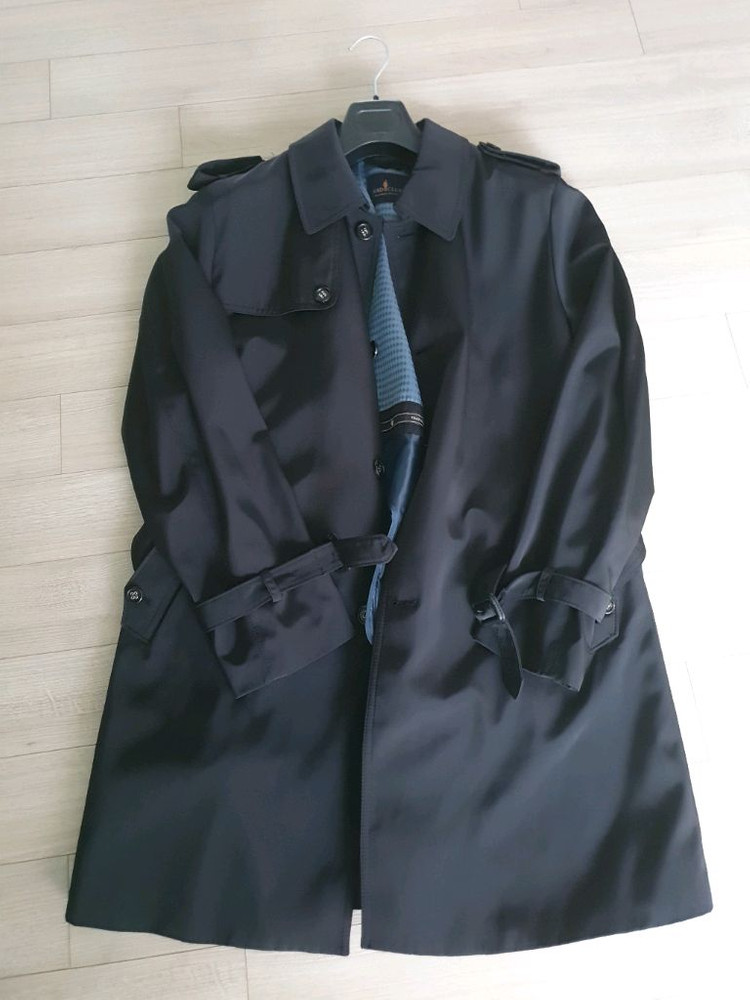 트래드클럽 트렌치코트 판매합니다--2