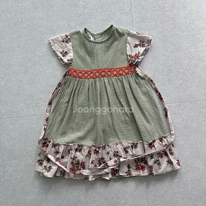 프루프루 여아 원피스 4사이즈 ㅡ 택포 3만5천