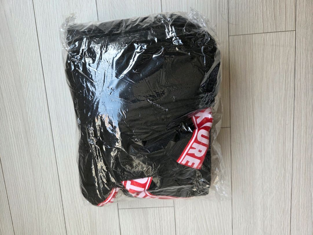 새상품 더데이걸즈 겨울도톰크롭후드 150 초45--1