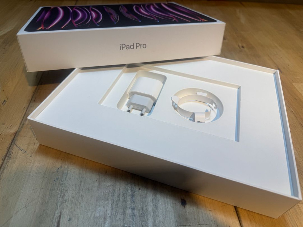 아이패드 프로 12.9형 6세대 Wi-Fi 256GB (애플케어) + 애플펜슬 이미지