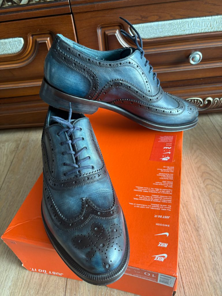 스페인 남성구두 홍창구두 EU 42(운동화기준 275)새제품--4