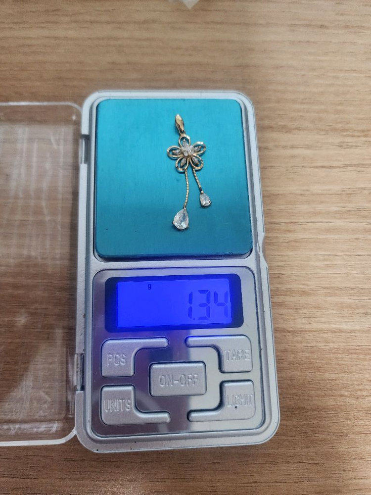 14k 골드 꽃 펜던트 목걸이 이미지