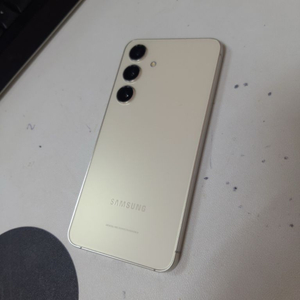 갤럭시s24 sssss급 256기가 as기간 많이 남아있어요