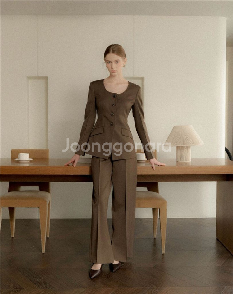 르로망 브라운 셋업--0