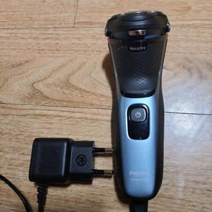 필립스 시리즈3000전기면도기