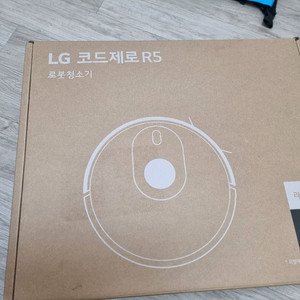 LG 코드제로 R5 로봇청소기 이미지