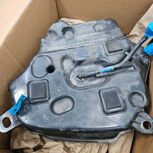 bmw g30 520d 요소수통