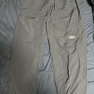 본투윈 크롬 나일론 조거팬츠