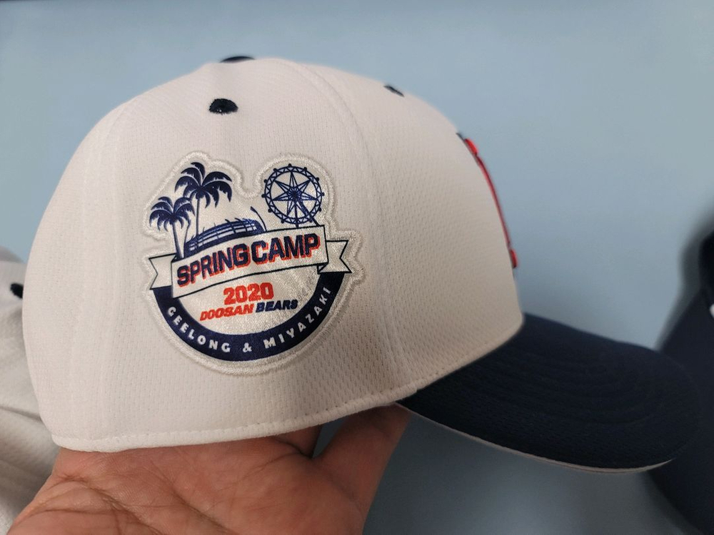 두산베어스 스프링캠프 모자 이미지