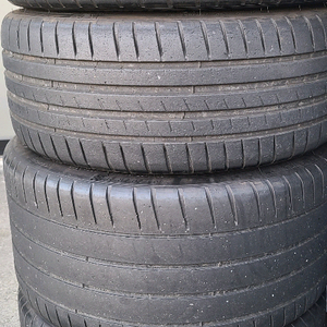 245 35 20 ,305 30 21 미쉐린 PS4S 포르쉐911 카레라