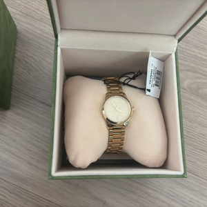 구찌 금장시계 여성 27mm