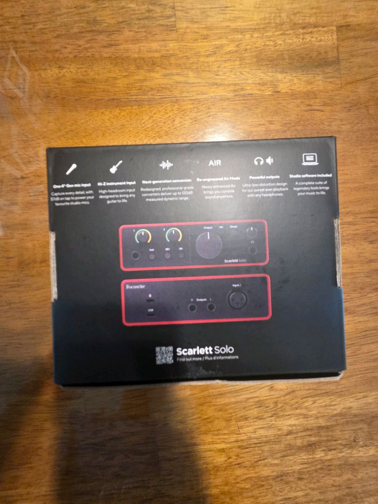 포커스라이트 스칼렛 솔로 4세대 새제품 개봉만~--1