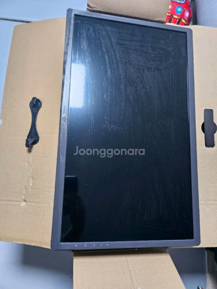 ASUS XG27UQ 모니터 이미지