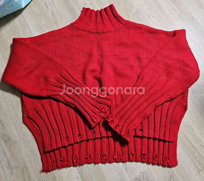 여성 니트 스웨터 티셔츠 레드색상--2