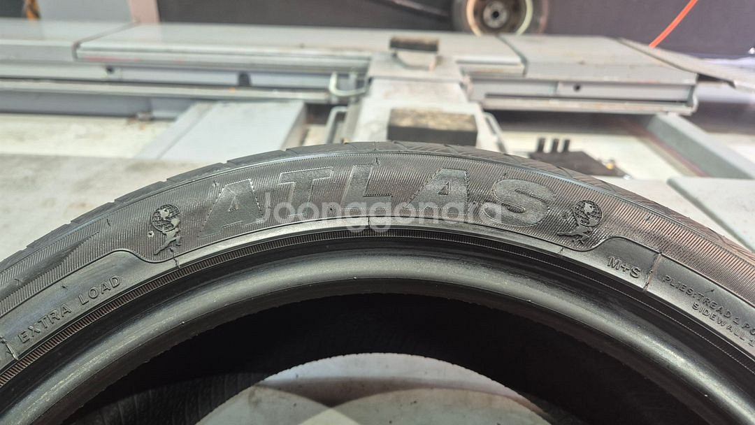 중고 타이어 225 45 17 아틀라스 타이어 25년 2254517--3